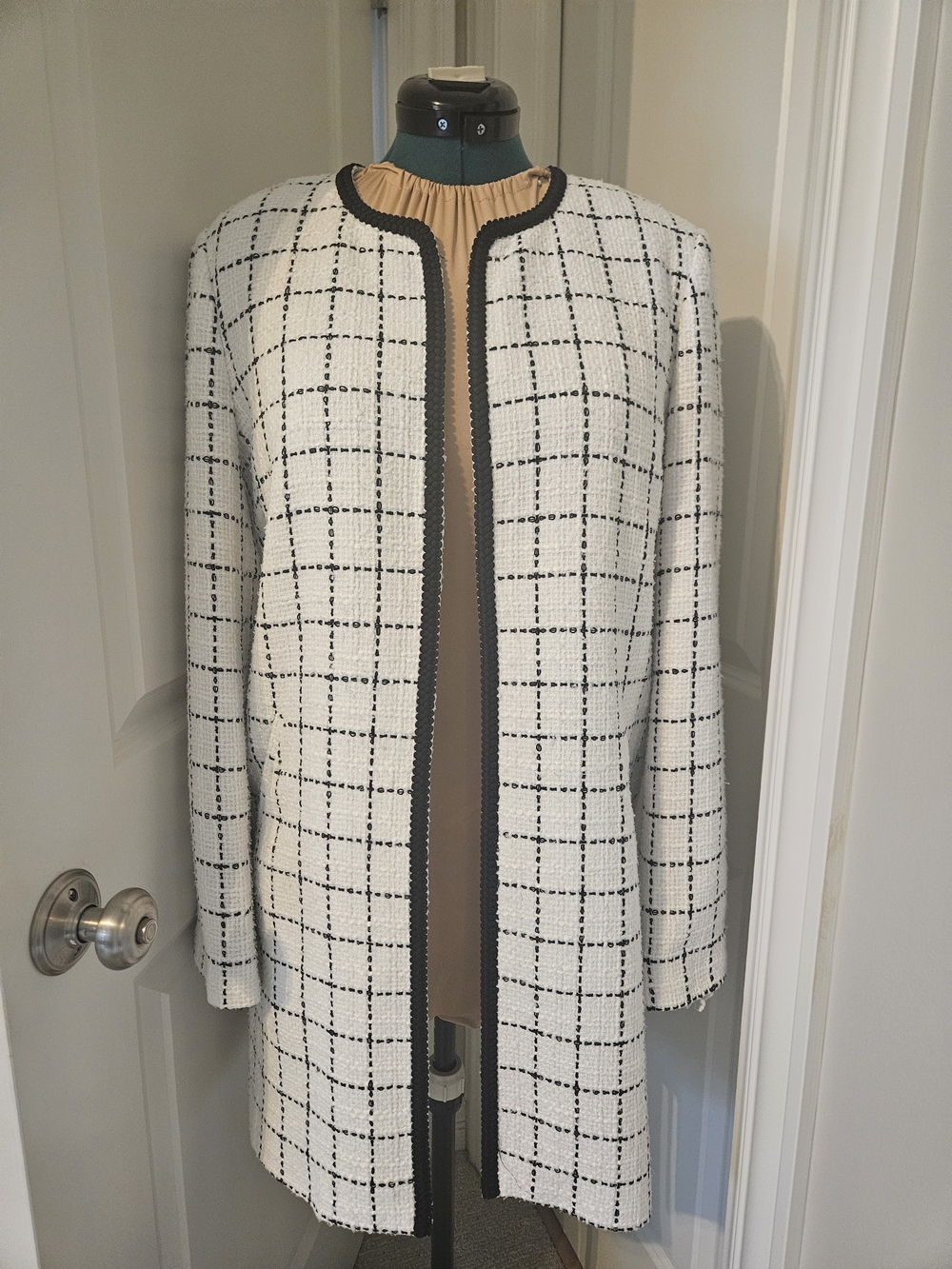 Karl Lagerfeld White And Black Windowpane Collarless Coat